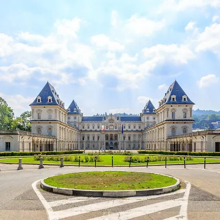 Ampia Mansarda E Terrazzo [10 Minuti Dal Centro] Appartamento