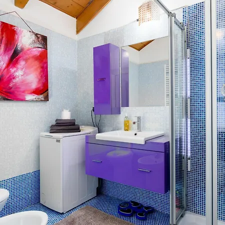 Lejlighed Ampia Mansarda E Terrazzo 10 Minuti Dal Centro