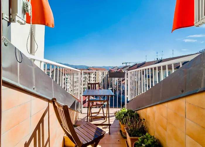 Apartamento Ampia Mansarda E Terrazzo 10 Minuti Dal Centro Turín