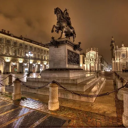 Ampia Mansarda E Terrazzo 10 Minuti Dal Centro Lägenhet