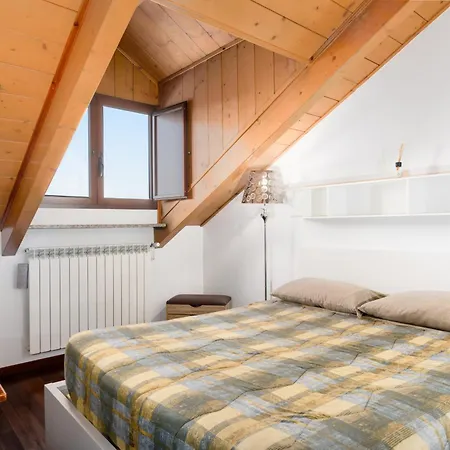 Ampia Mansarda E Terrazzo 10 Minuti Dal Centro * Turín