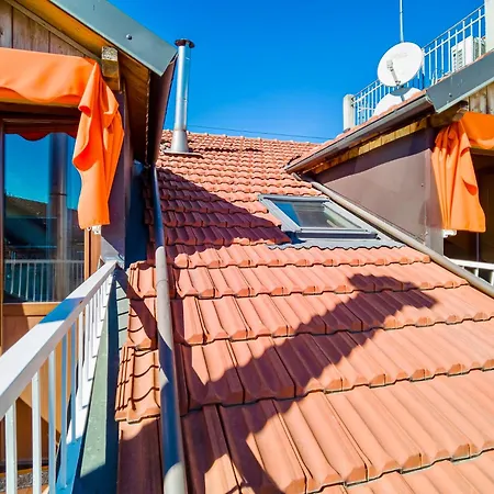 Apartamento Ampia Mansarda E Terrazzo 10 Minuti Dal Centro *